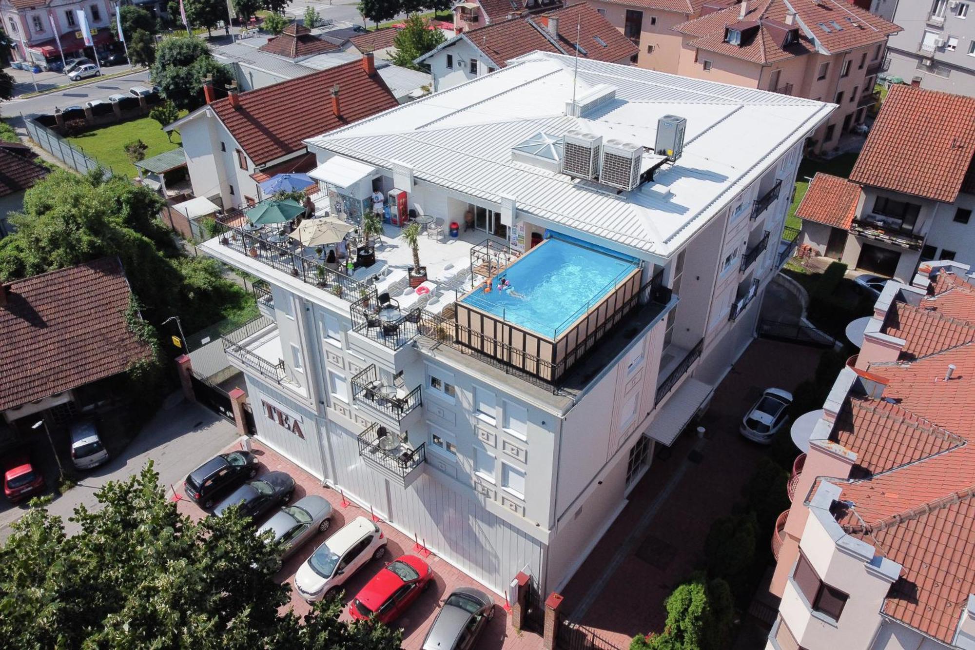 Smestaj Tea Sa Dva Bazena Врнячка-Баня Экстерьер фото